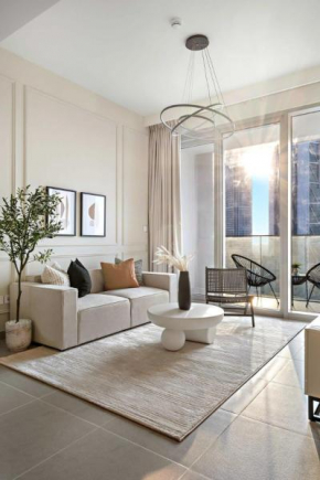 Silkhaus classical 1BDR in Opera District